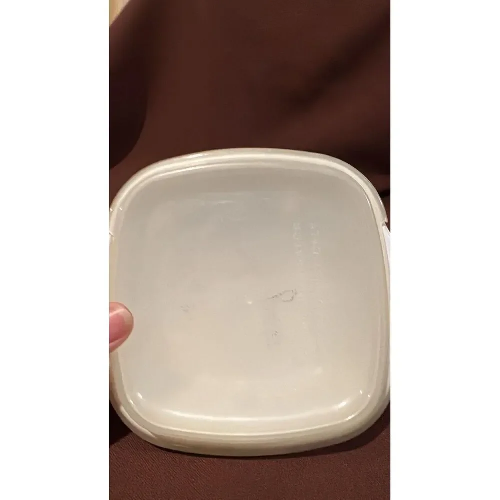 2 Corning Ware Blue Cornflower P-41 B 1 3/4 Cup Petite Casserole w/ Plastic Lids